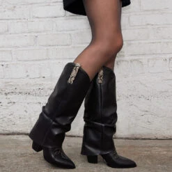 LASSY BLACK LEATHER 12 LASSY BLACK LEATHER -Cheap Boots And Beyond Store SM 2022 DECEMBER LIFESTYLE 04 LASSY 0220 CROP