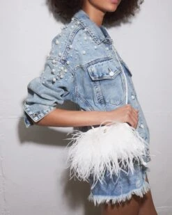 BNIKKI-D WHITE -Cheap Boots And Beyond Store SM 2022 OCTOBER LIFESTYLE 09 BNIKKI D 0401 CROP