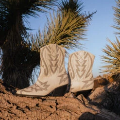 LEO BLACK/WHITE -Cheap Boots And Beyond Store SM 2023 GOES WEST 42 LEO BLACK WHITE 2565