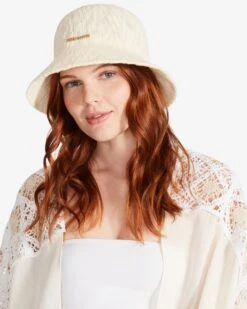 MOLDED POLY YARN BUCKET HAT CREAM