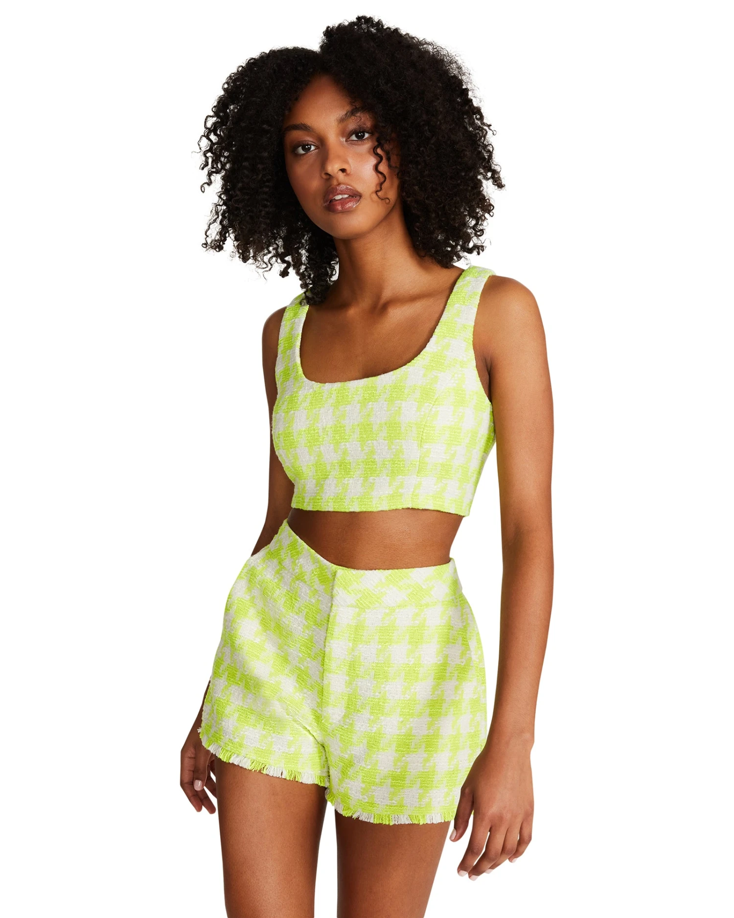 LIA SHORT LIME 1 LIA SHORT LIME
